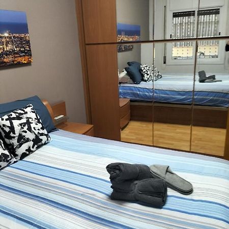 Habitacion En Piso Compartido Cerca Del Camp Nou لوسبيتاليت دي يوبريغات المظهر الخارجي الصورة